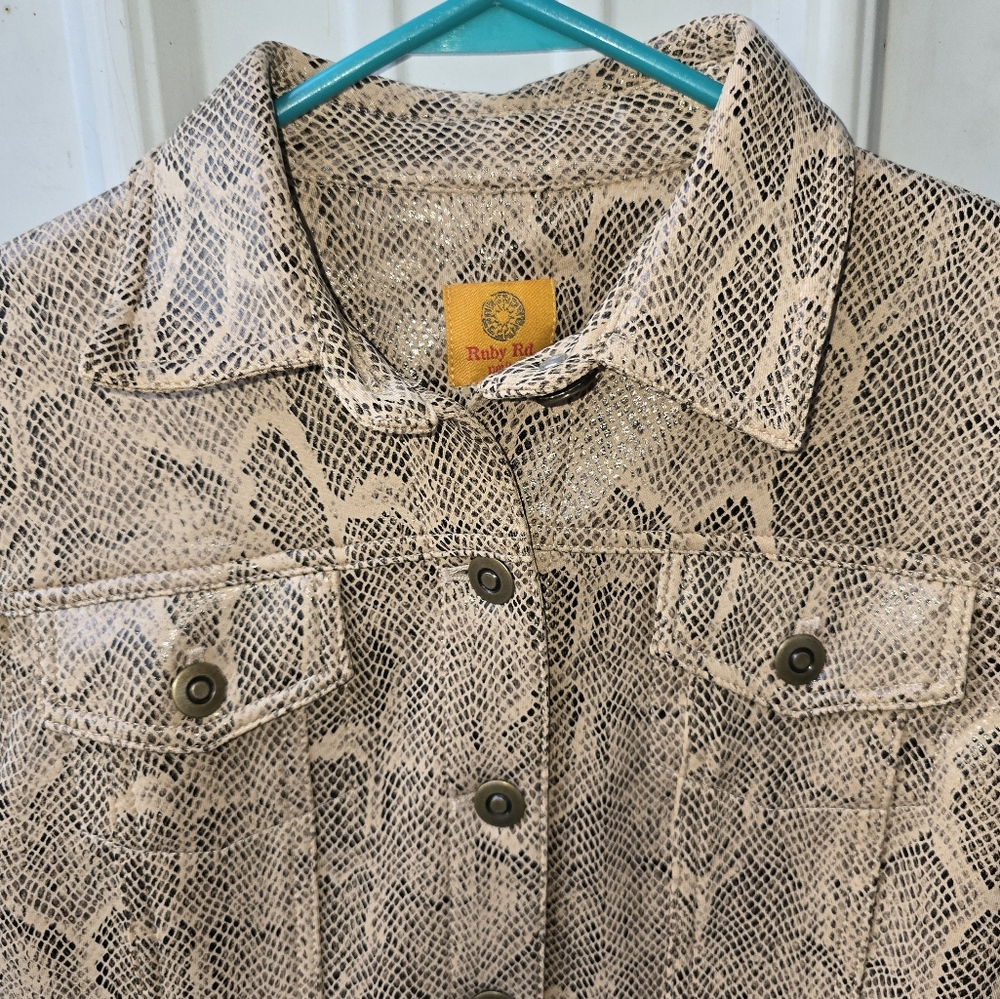 Ruby Rd. Jacket - Picture 2 of 3